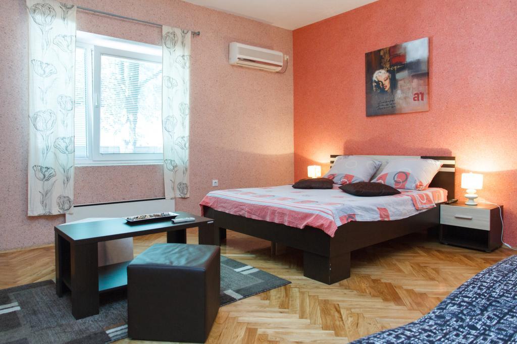Apartment Aleksandar Belgrad Exterior foto